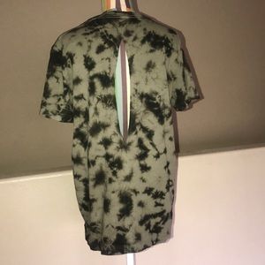 PINK Campus short sleeve open back tee